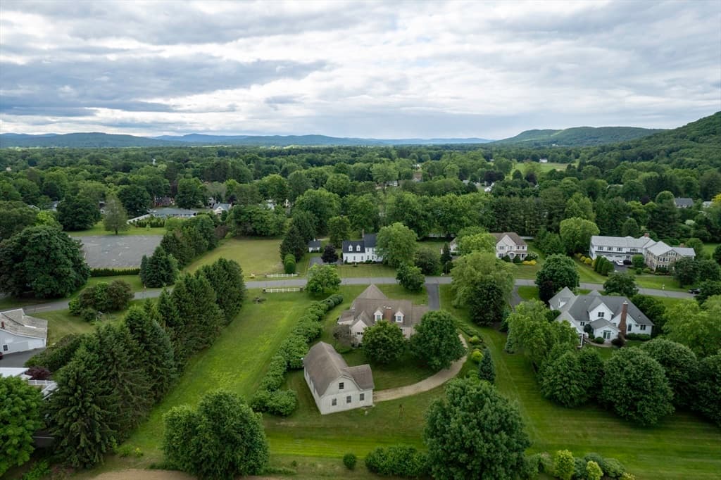 Single Family Residence at 4 Crestview Drive, Deerfield MA 01373, Deerfield, photo 12 of 42