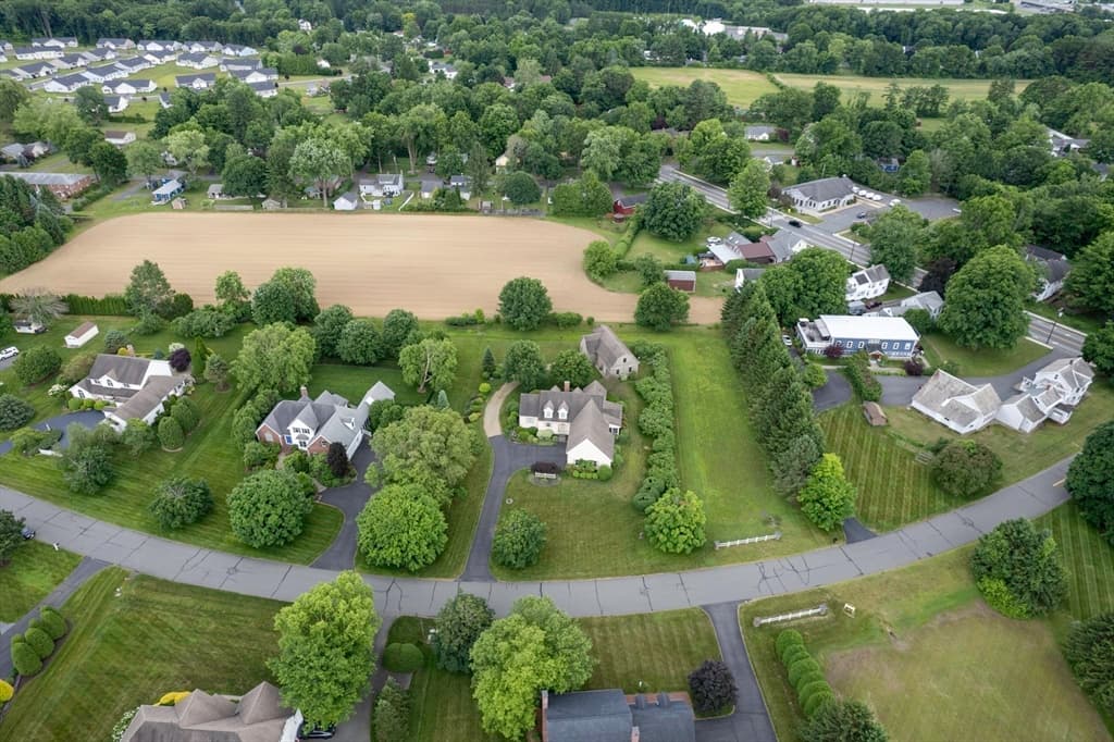 Single Family Residence at 4 Crestview Drive, Deerfield MA 01373, Deerfield, photo 14 of 42