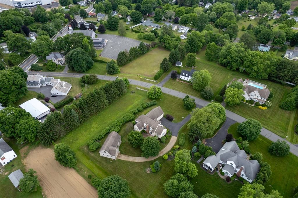 Single Family Residence at 4 Crestview Drive, Deerfield MA 01373, Deerfield, photo 15 of 42