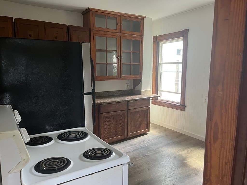 56-58 Devens St, Greenfield MA 01301 photo 21