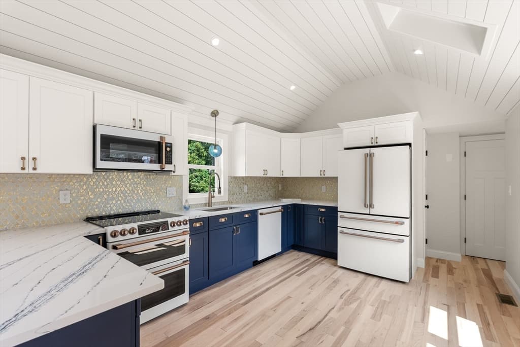 20-22 Glendale Lane, Harwich MA 02645 photo 6