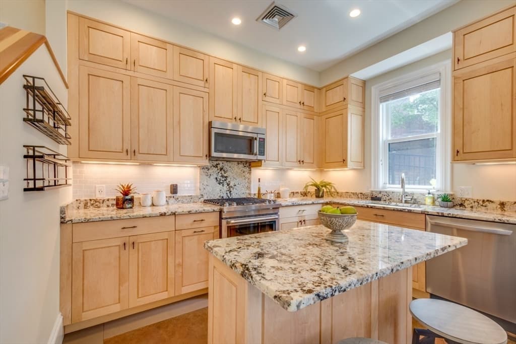10 Boylston Pl # 10, Boston MA 02130 photo 6