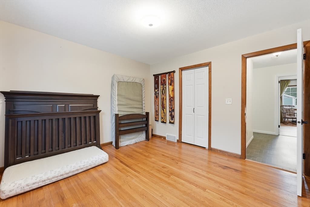 478 Western Ave, Westfield MA 01085 photo 30