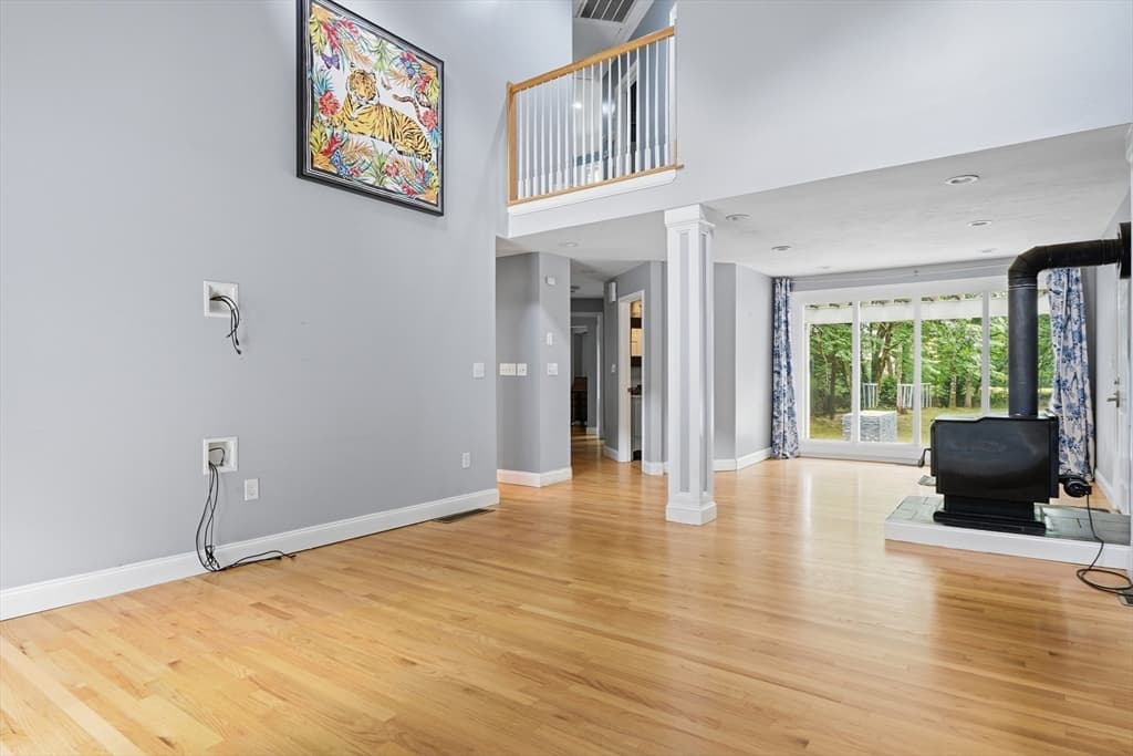 247 Hampstead St, Methuen MA 01844 photo 7