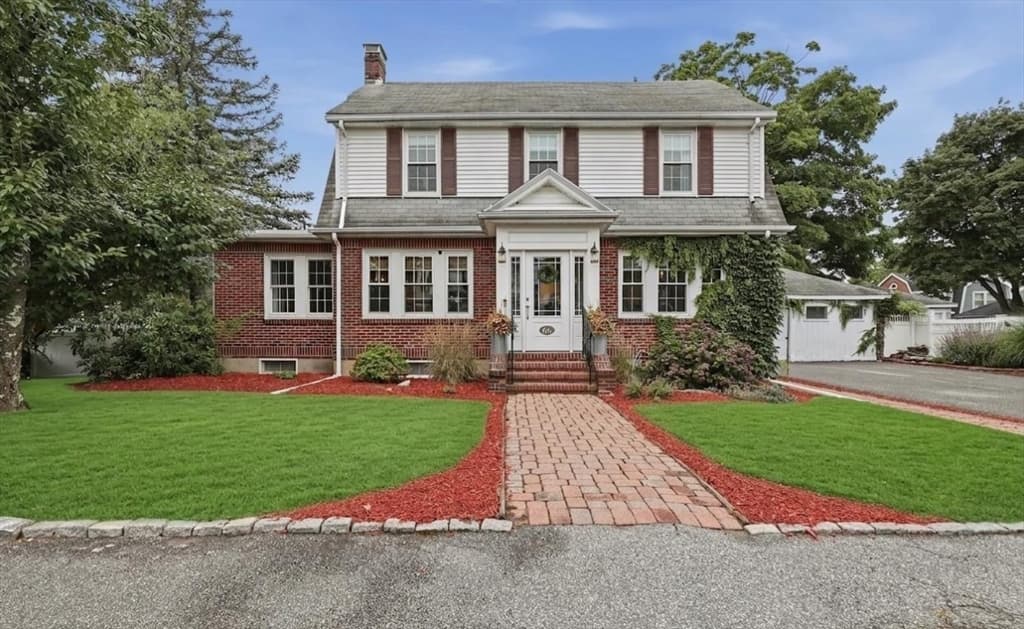 66 Damon Rd, Medford MA 02155