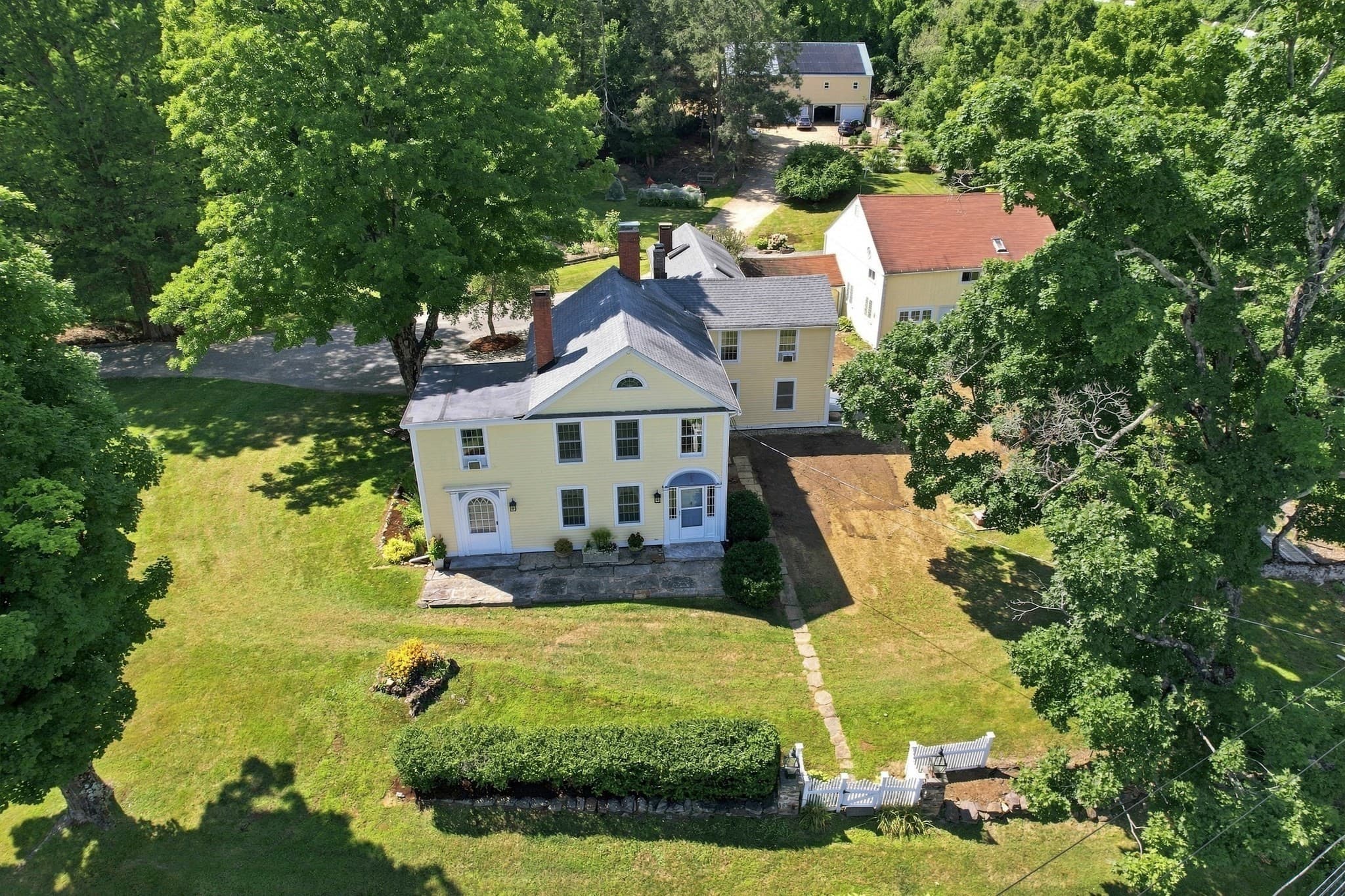 Single Family Residence at 170 Brookfield Rd, Warren MA 01010, Warren, photo 3 of 42