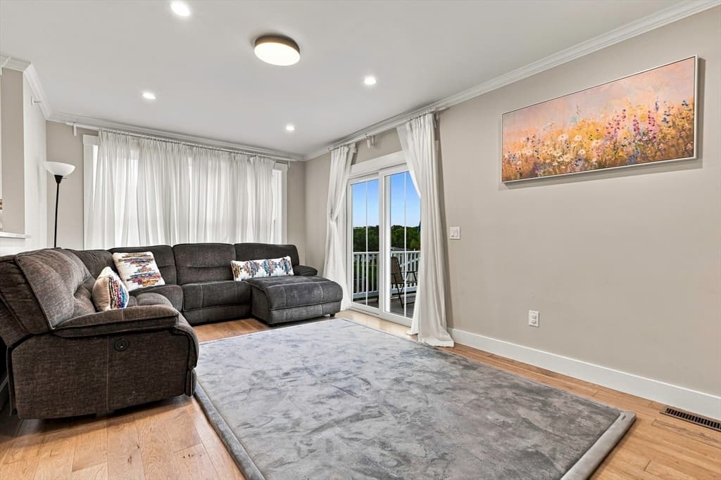 Condominium at 274 Providence Rd # 8, Grafton MA 01560, Grafton, photo 10 of 40