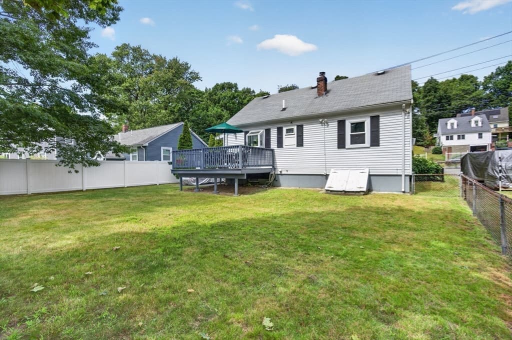 193 Pond St, Randolph MA 02368 photo 15