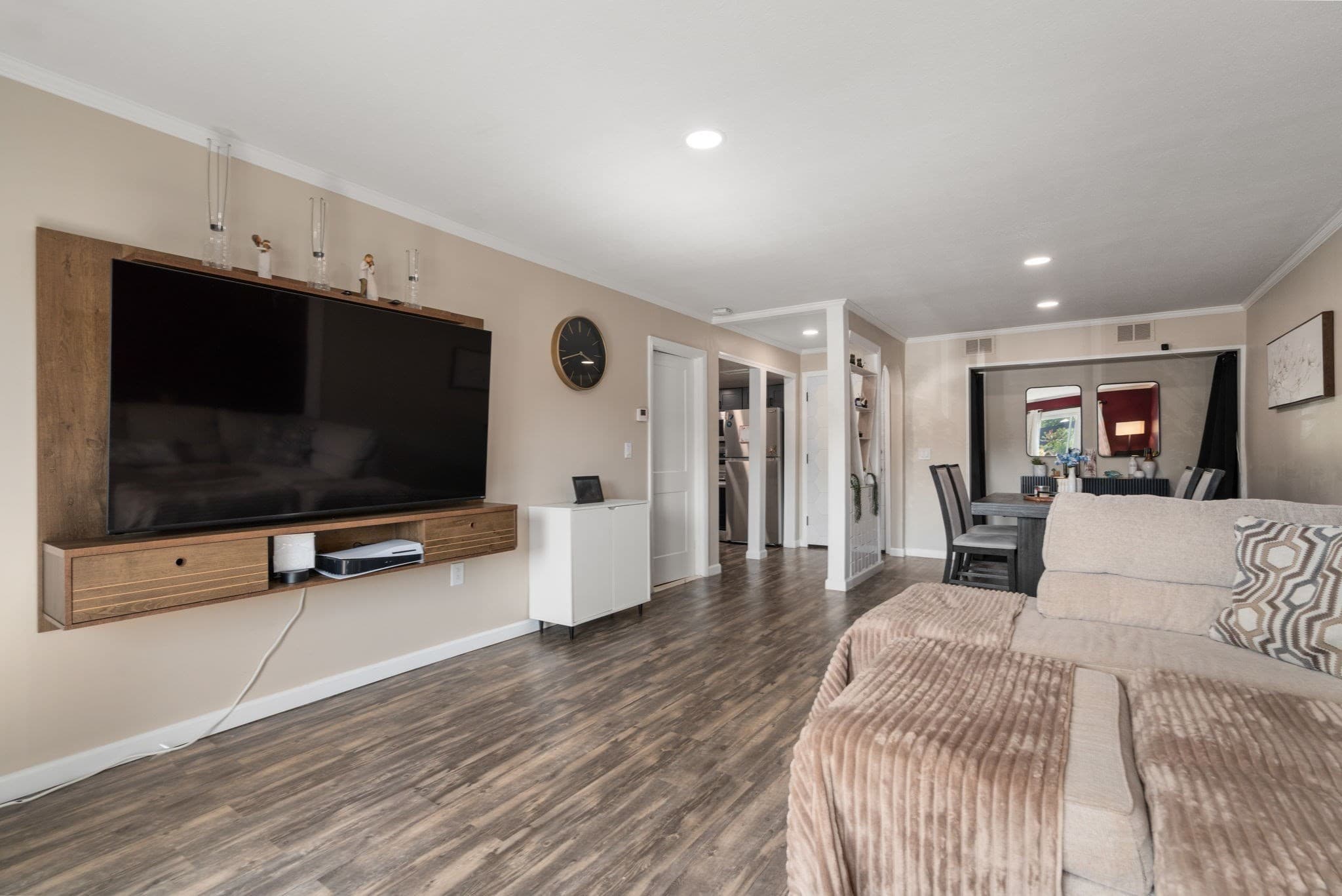 Condominium at 12 Shadowbrook Ln # 3, Milford MA 01757, Milford, photo 5 of 29