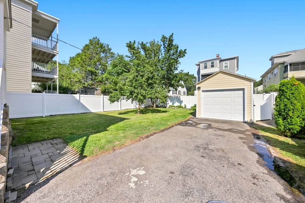 55 Austin St, Boston MA 02136 photo 4