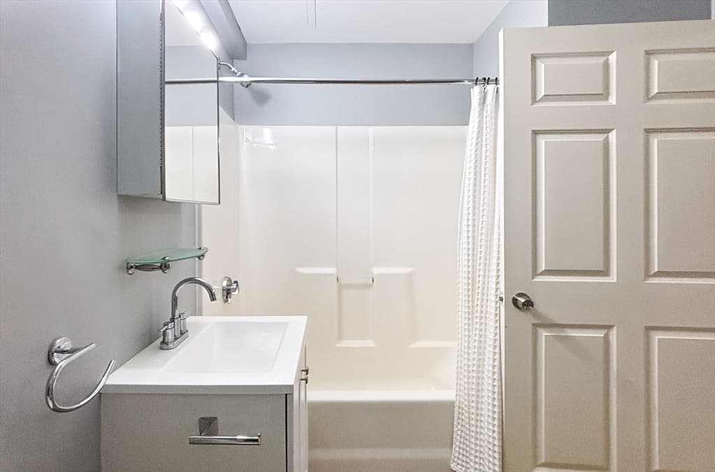 172 Middle St # 303, Lowell MA 01852 photo 12