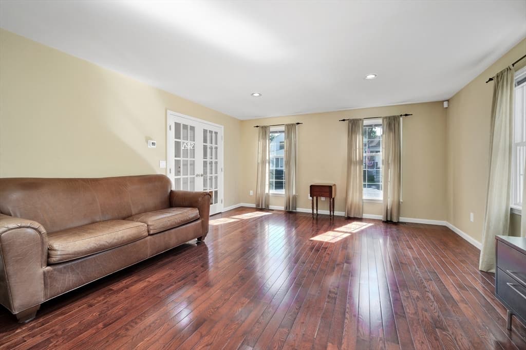 22 Winter St, Holbrook MA 02343 photo 15