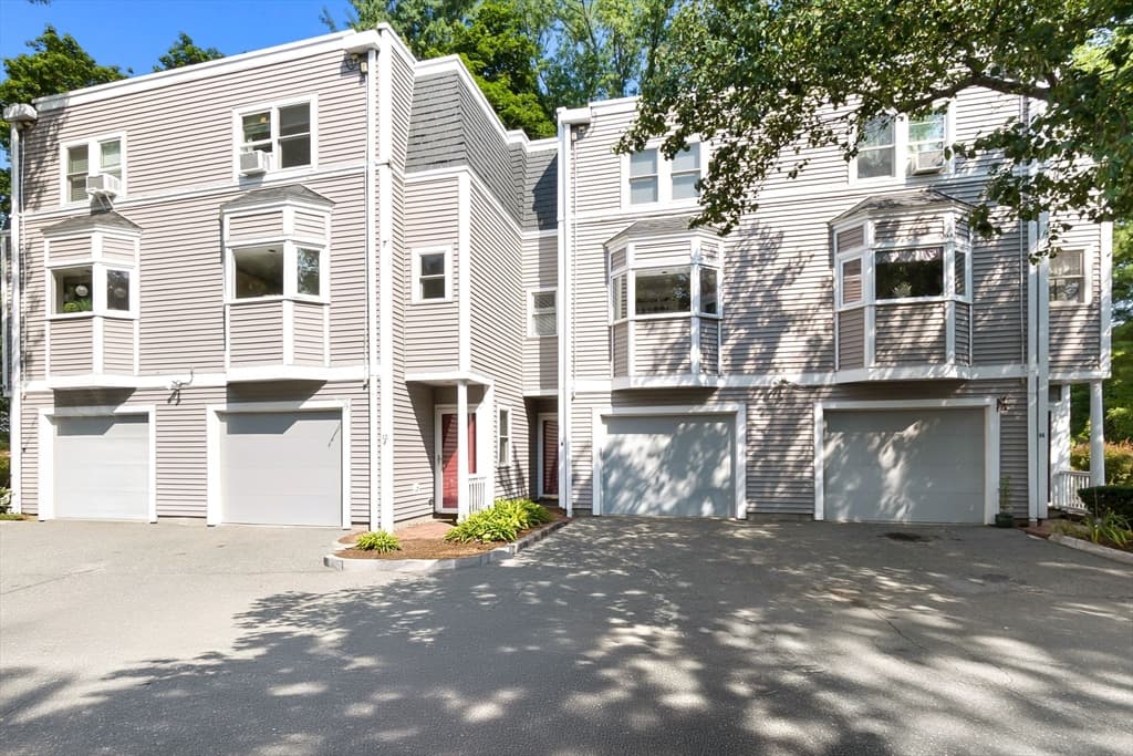 117 High St # 12A, Ipswich MA 01938 photo 2