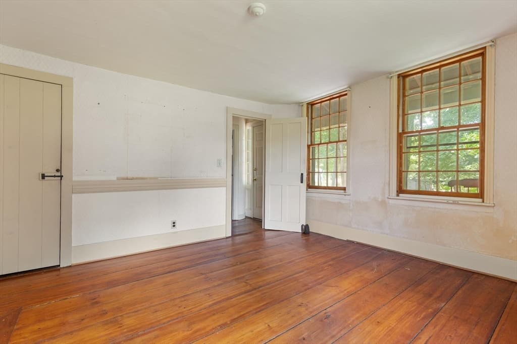 10 Poquanticut Ave, Easton MA 02334 photo 13