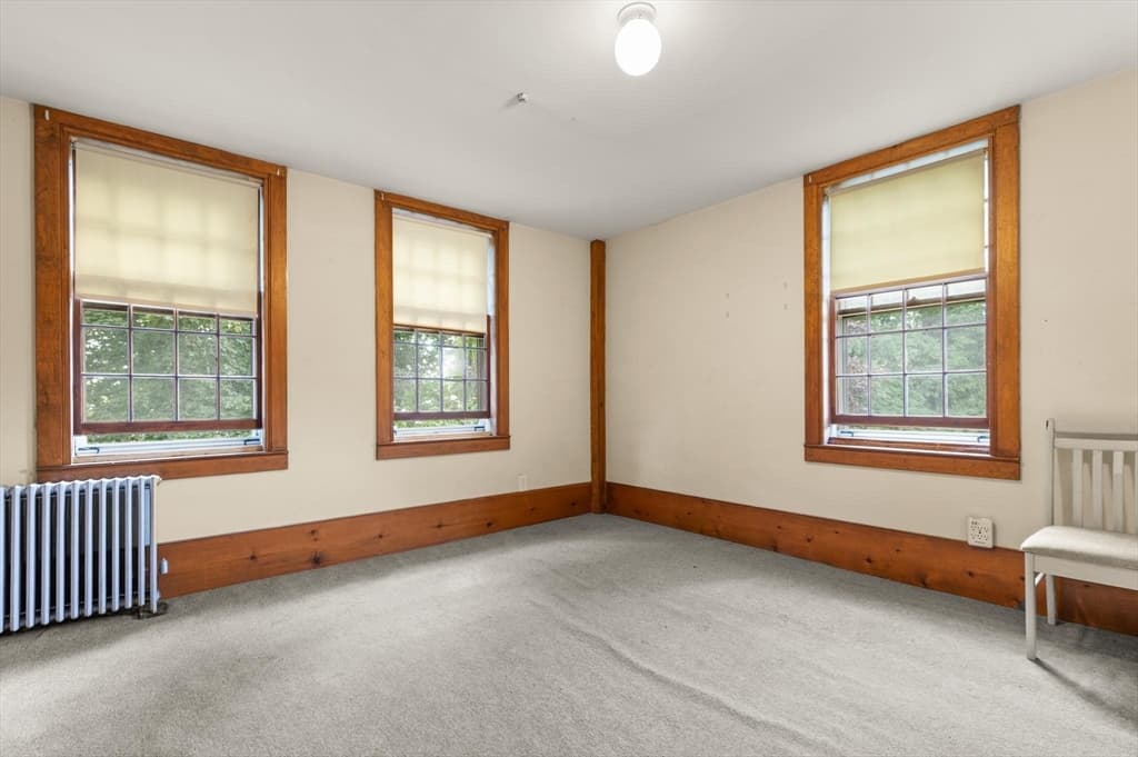 10 Poquanticut Ave, Easton MA 02334 photo 12