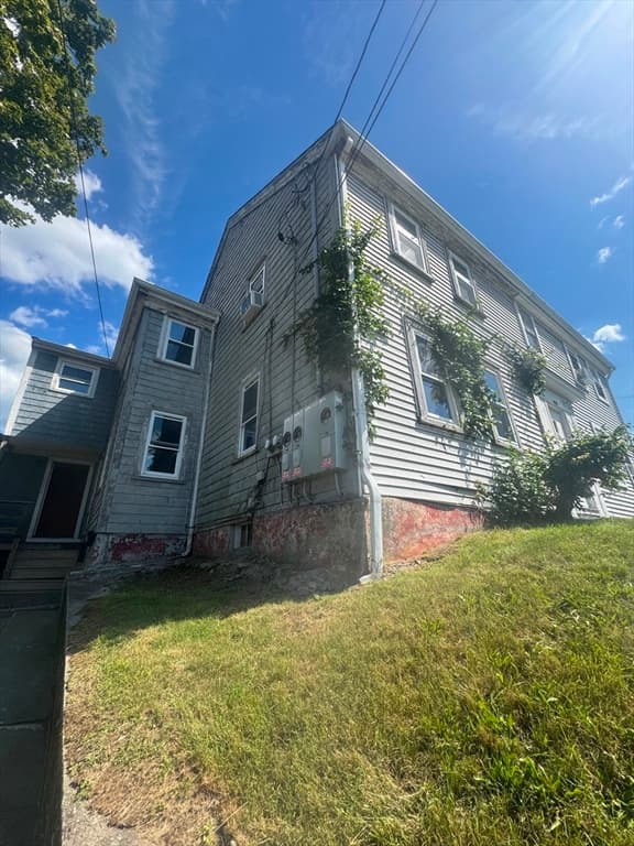 3325-L N Main St, Fall River MA 02720