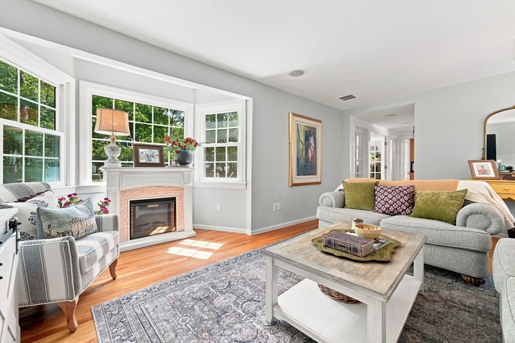 26 Concord Rd, Acton MA 01720 photo 6