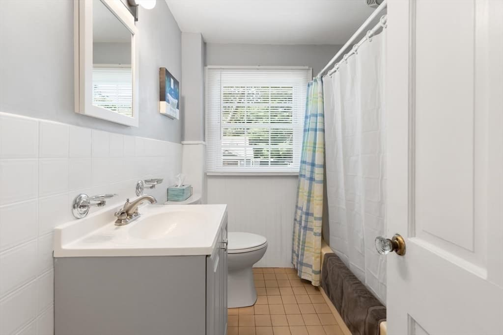 34 Heather St, Beverly MA 01915 photo 16
