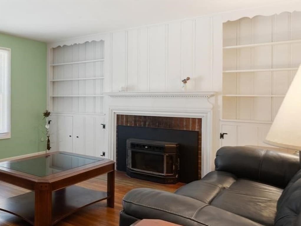 34 Heather St, Beverly MA 01915 photo 9