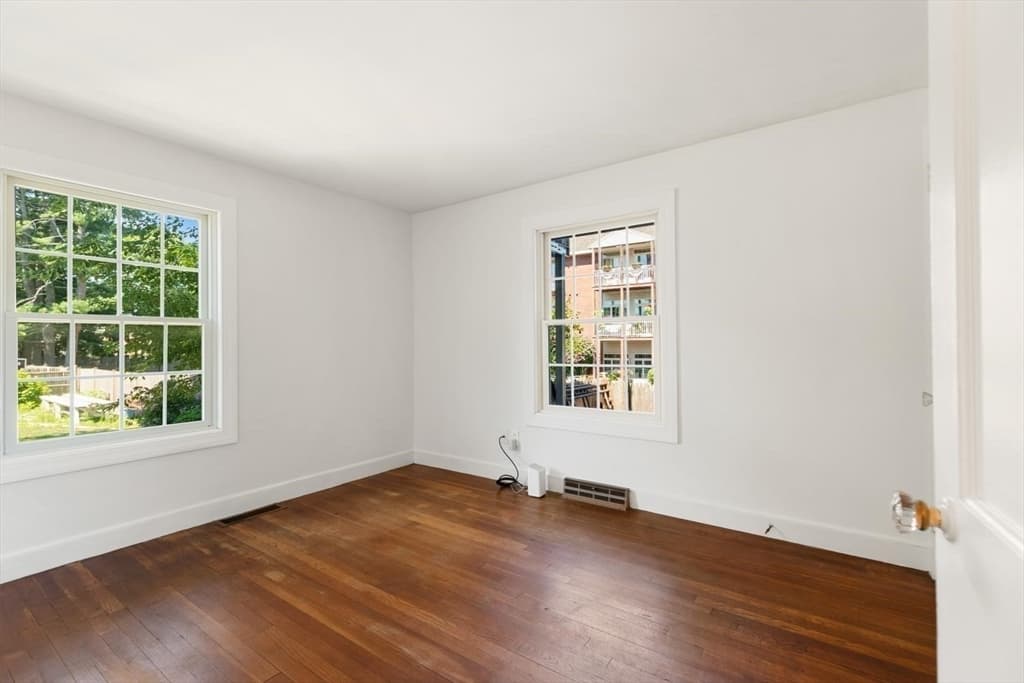 34 Heather St, Beverly MA 01915 photo 14
