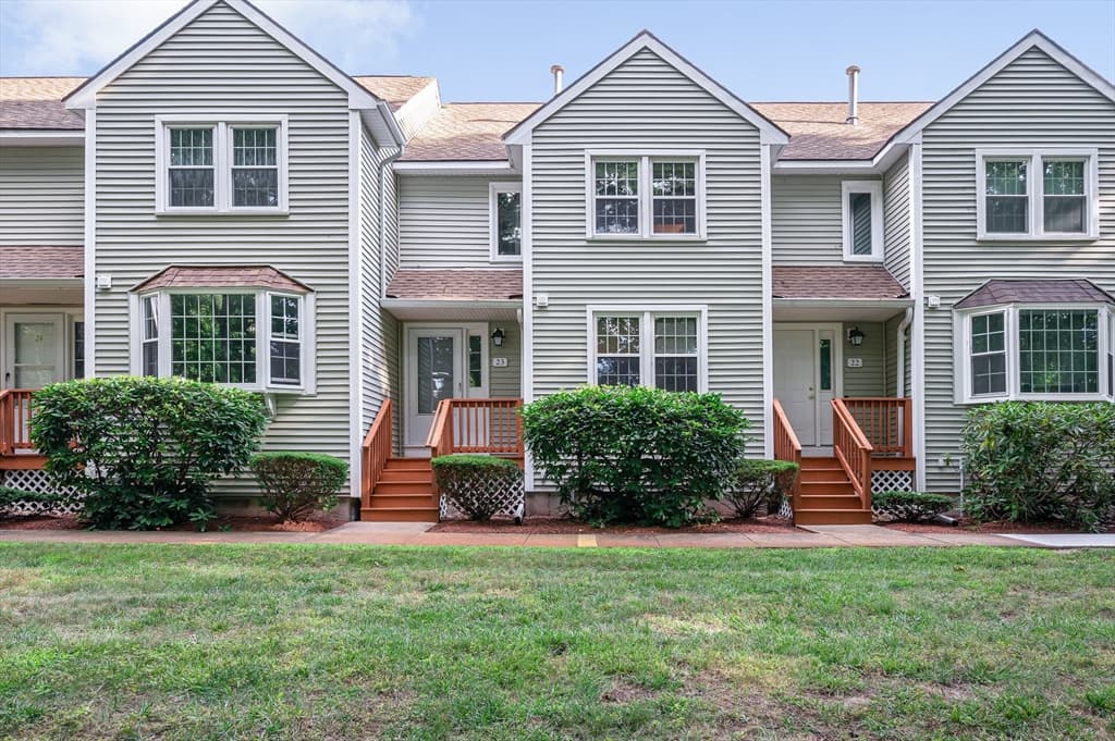 23 Patrick Rd # 23, Tewksbury MA 01876