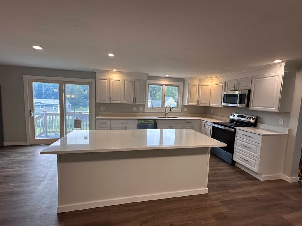 10 Linwood St, Oxford MA 01540 photo 17