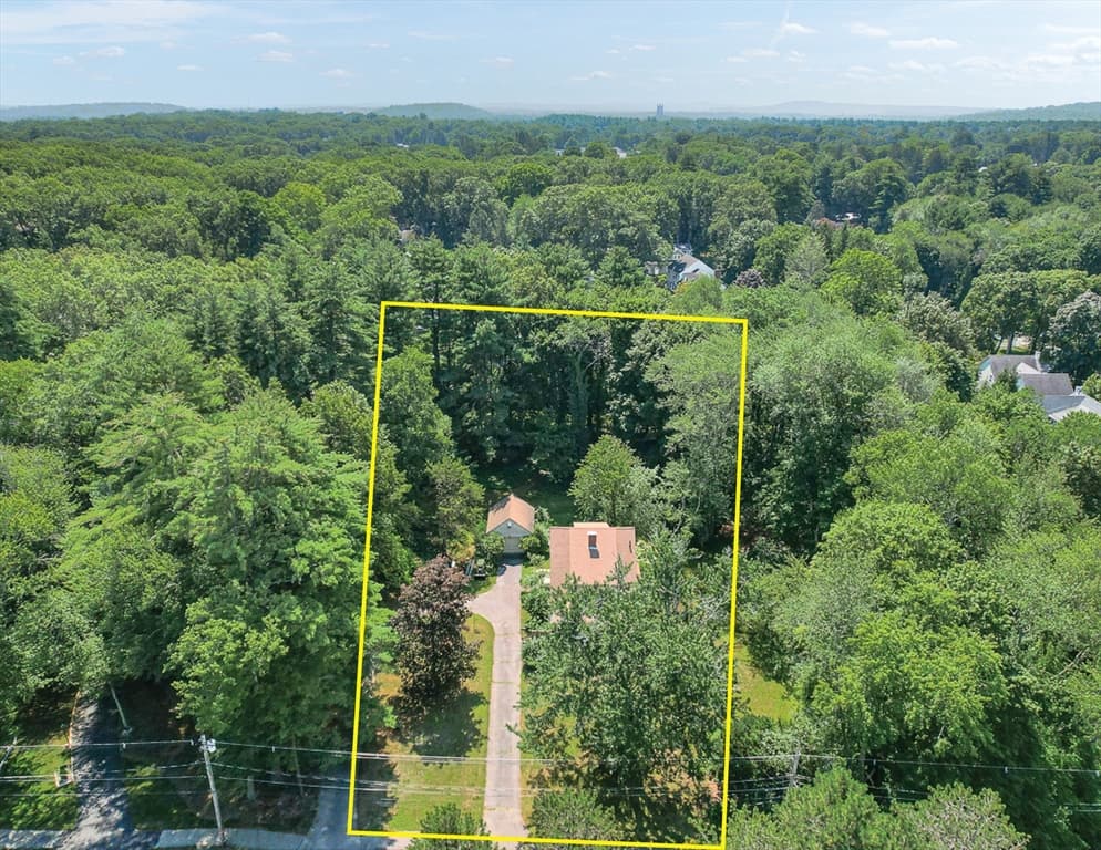 53 Elmwood Rd, Wellesley MA 02481 photo 2