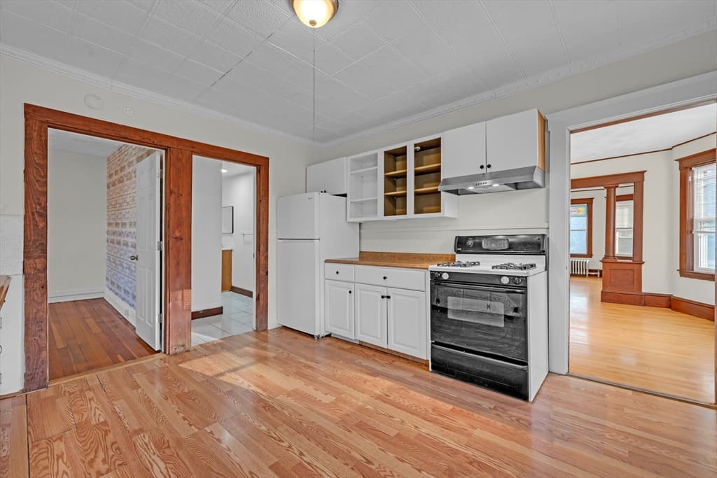 189 Walnut St, Leominster MA 01453 photo 14