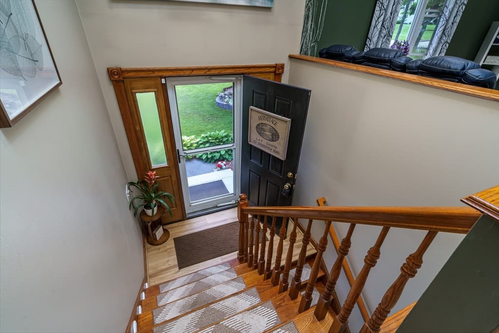 59 Hudson St, Leominster MA 01453 photo 5