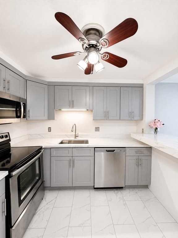 45 Oval Rd # 8, Quincy MA 02170 photo 2