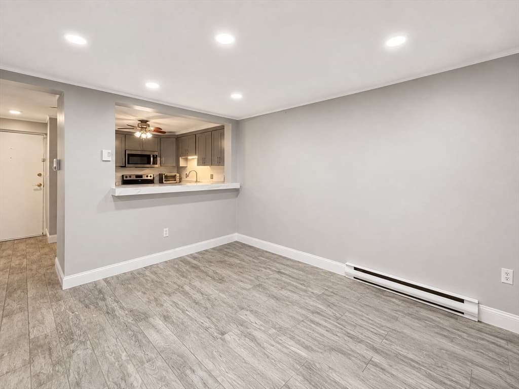 45 Oval Rd # 8, Quincy MA 02170 photo 5