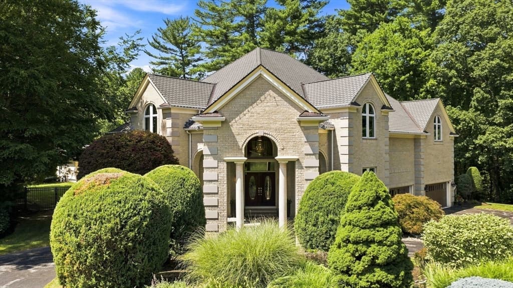 Single Family Residence at 41 Spruce Rd., North Reading MA 01864, North Reading, photo 6 of 40