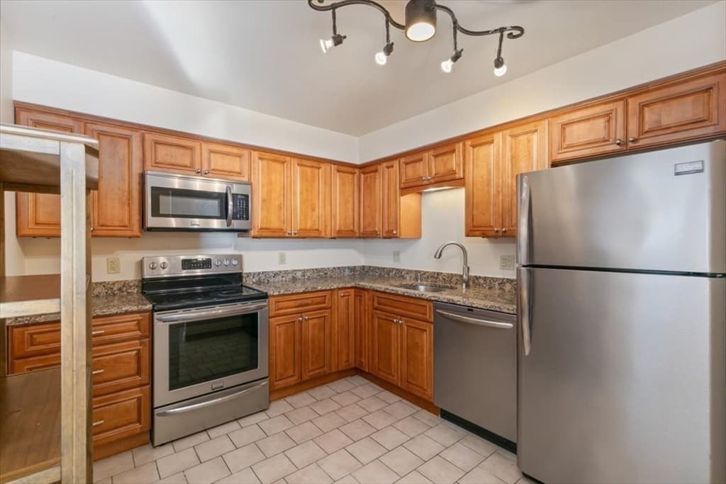 376 Ocean Ave # 709, Revere MA 02151 photo 12