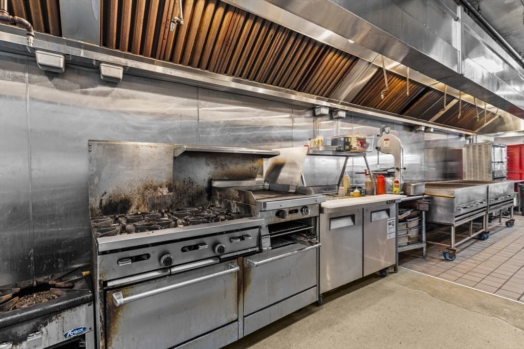 223-225 Bowdoin St, Boston MA 02122 photo 18