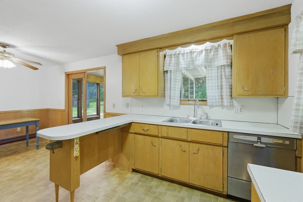 65 Church Street, Ludlow MA 01056 photo 12