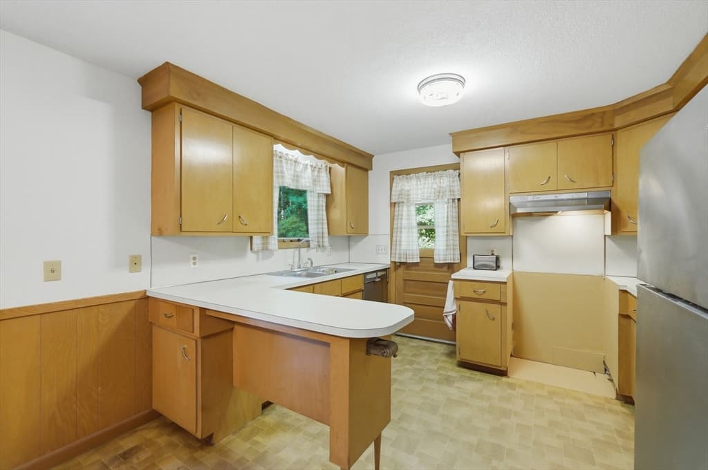 65 Church Street, Ludlow MA 01056 photo 10