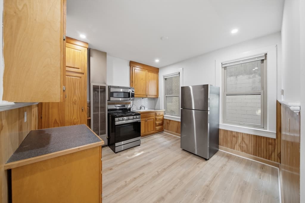 103 London St, Boston MA 02128 photo 13