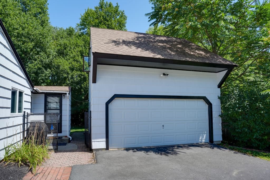20 Ledgewood Dr, Burlington MA 01803 photo 25