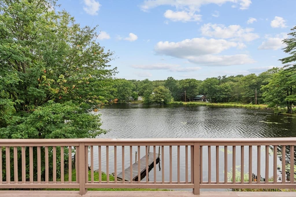 9 Lake Dr E, Westminster MA 01473 photo 4
