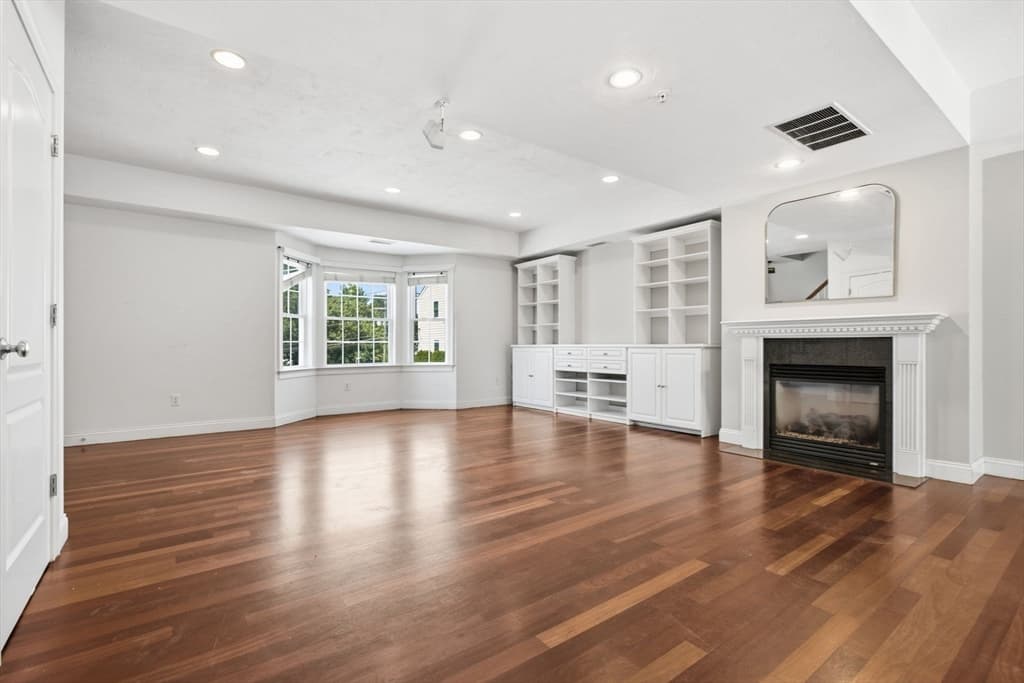 218 South # 9, Waltham MA 02453 photo 3