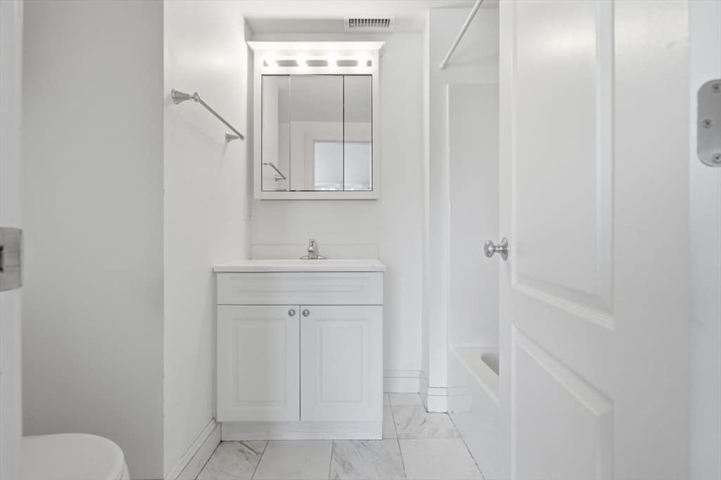 218 South # 9, Waltham MA 02453 photo 19