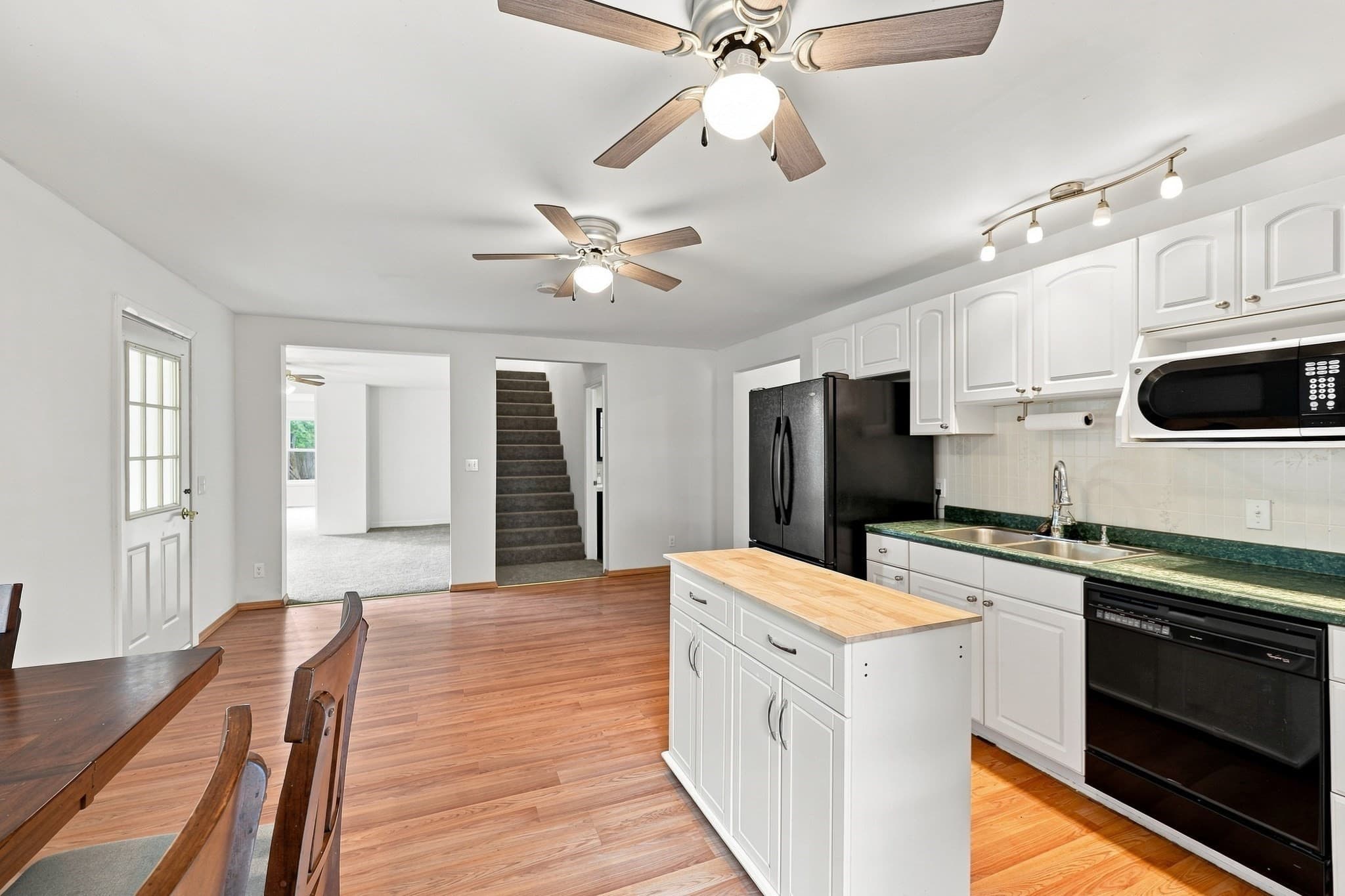 Single Family Residence at 622 Pine Meadow Rd, Northfield MA 01360, Northfield, photo 7 of 34