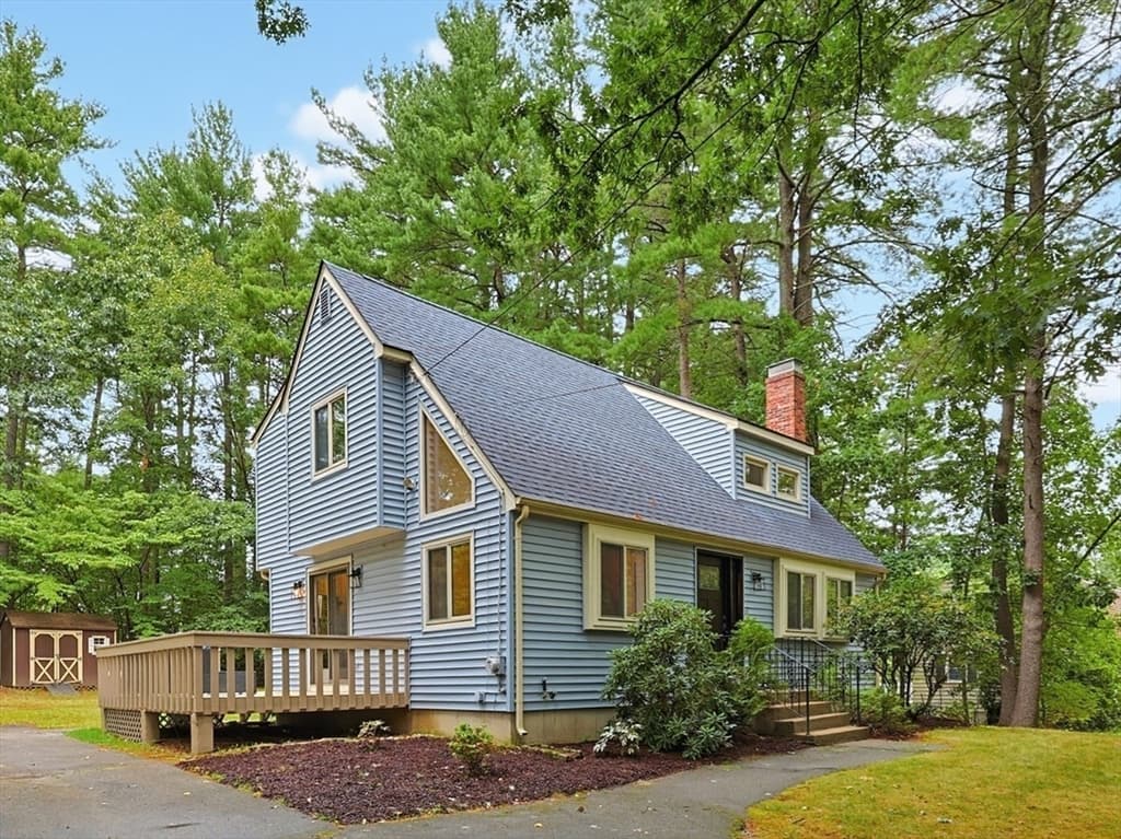 62 Miller St, Franklin MA 02038