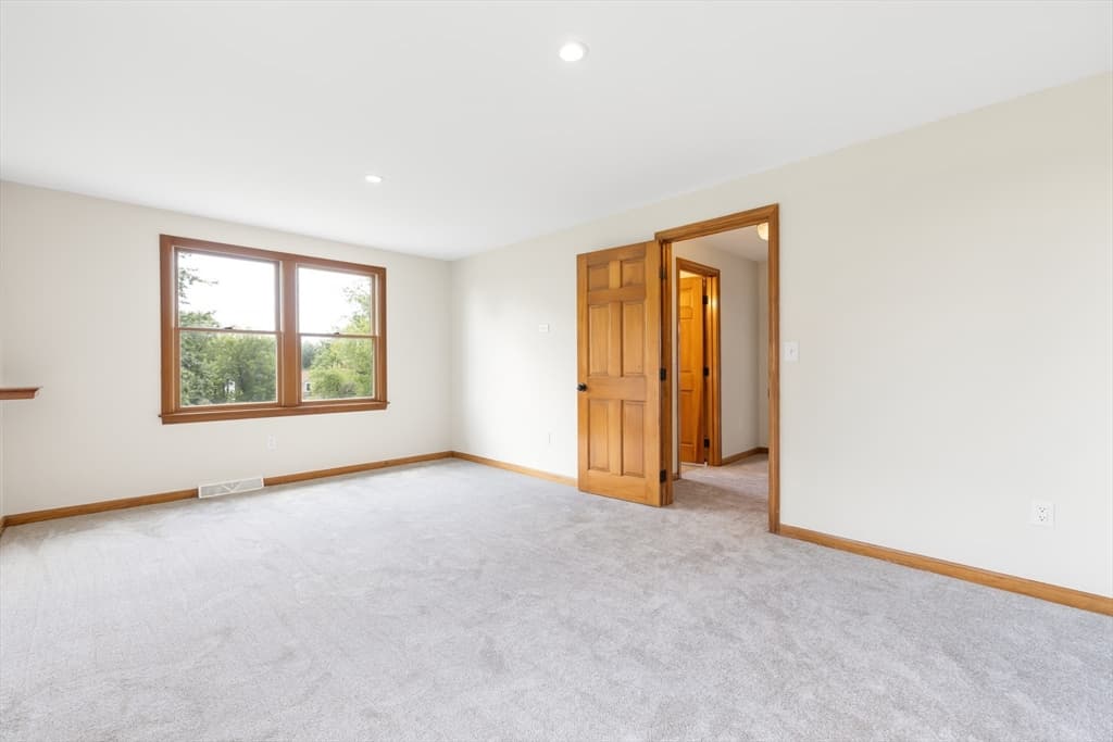 180 Great Road, Littleton MA 01460 photo 17