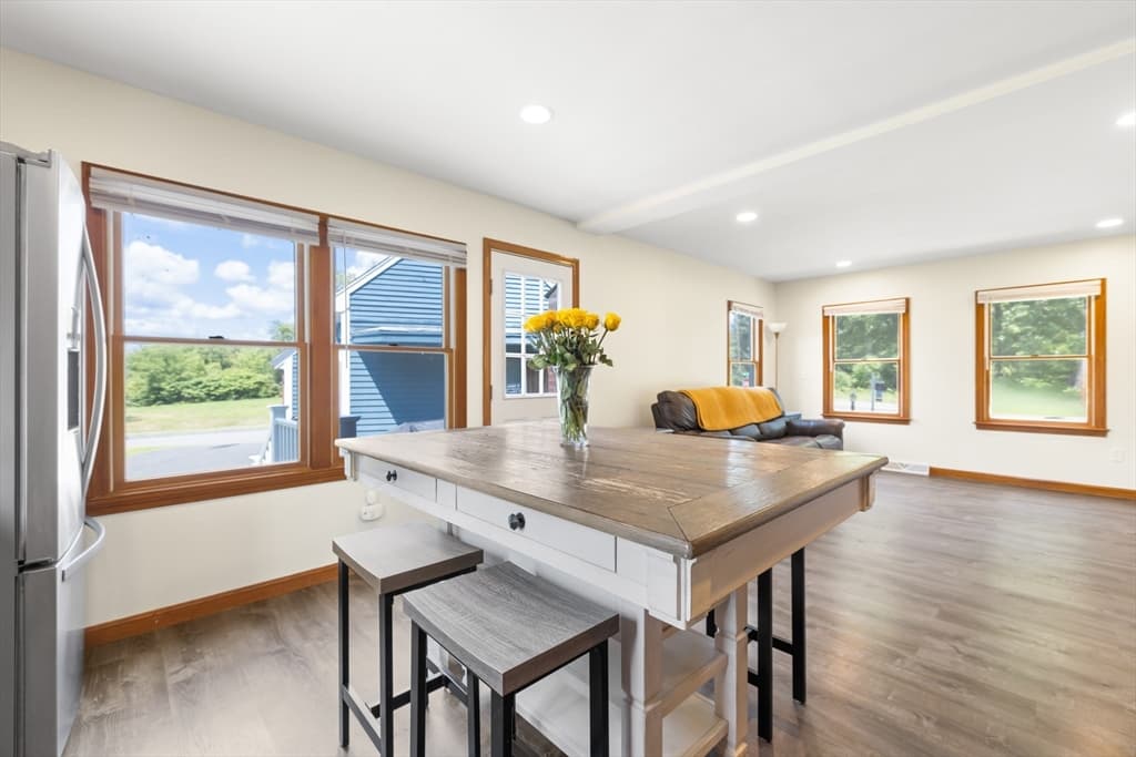 180 Great Road, Littleton MA 01460 photo 5