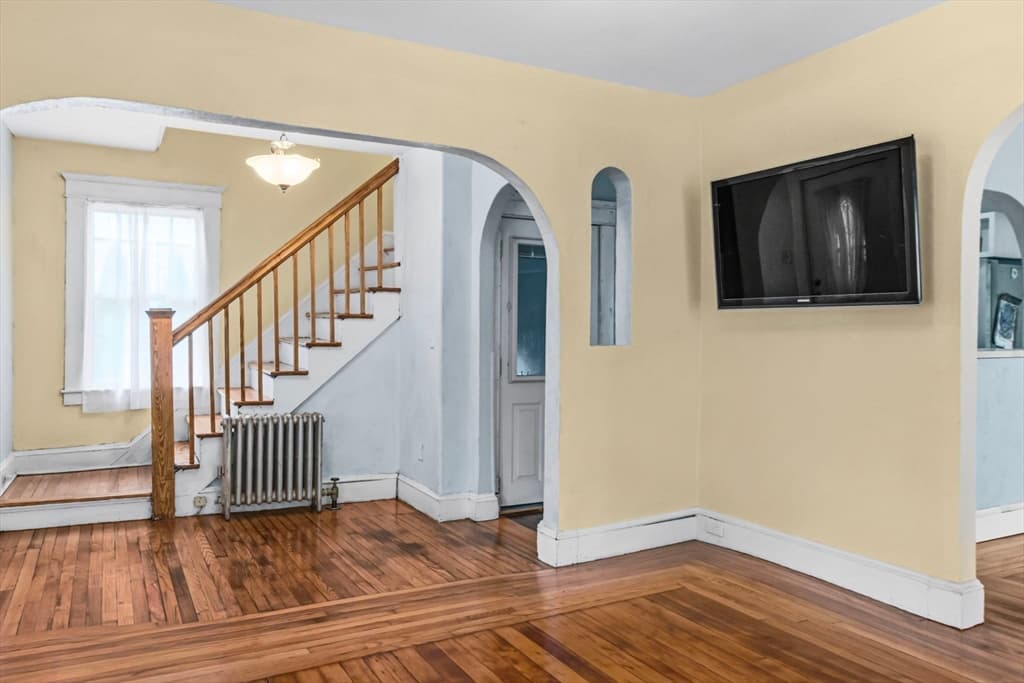 51 Francis Ave, Holyoke MA 01040 photo 9