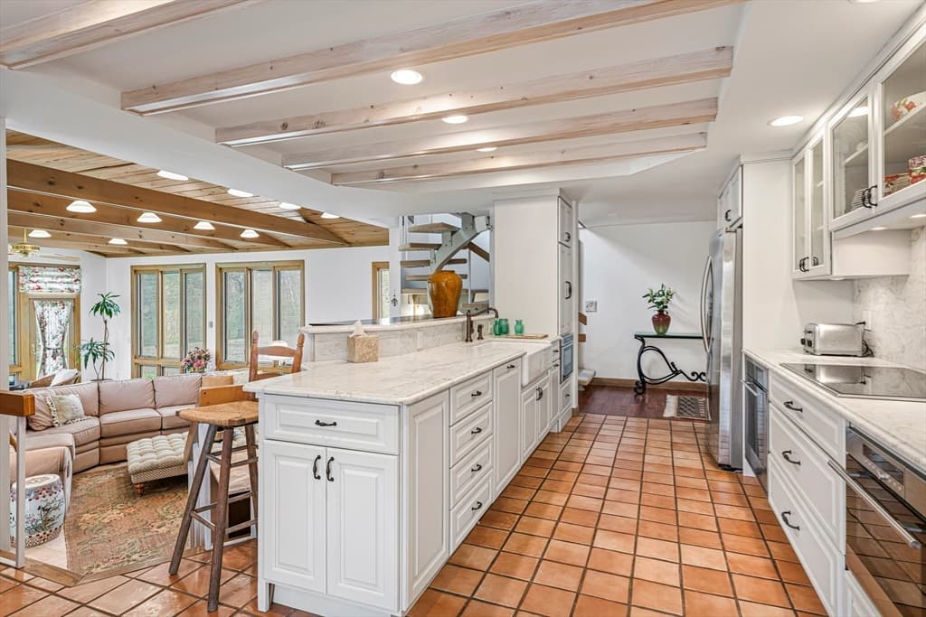 94 Howland, Westport MA 02790 photo 18