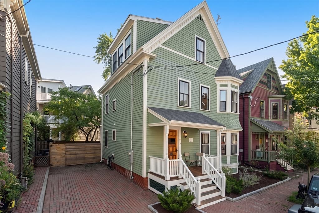 15 Campbell Park, Somerville MA 02144
