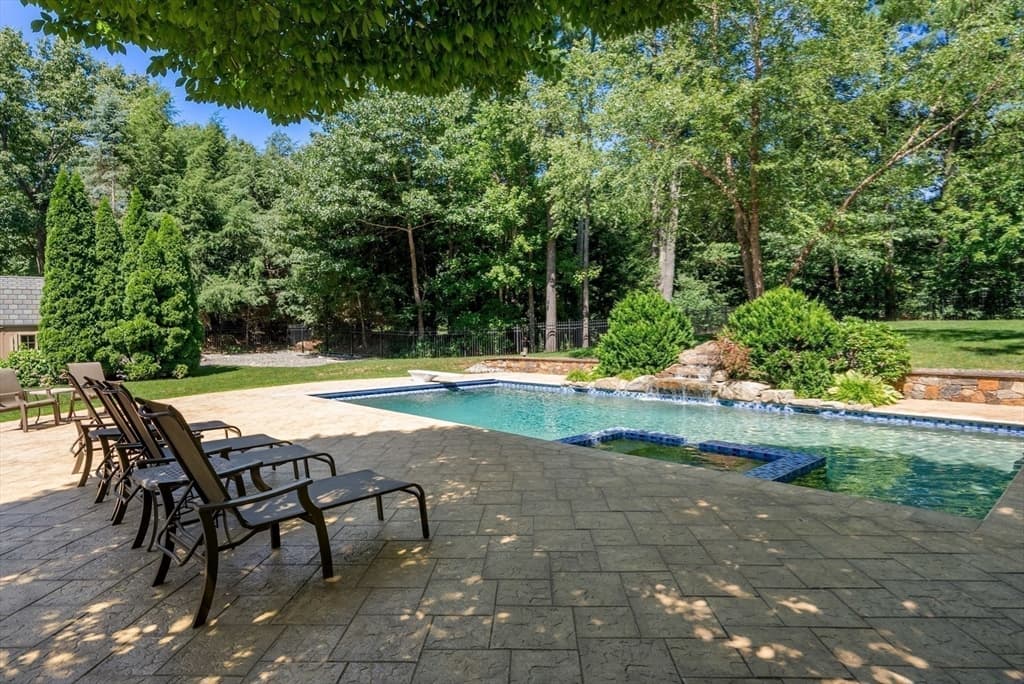 5 Queen Anne Rd, Hopkinton MA 01748 photo 15