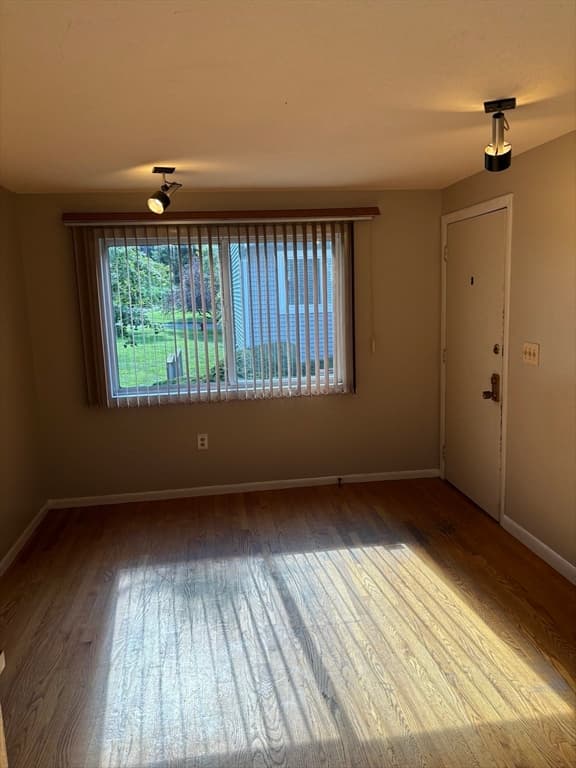 5 Autumn Ln # 5, Amherst MA 01002 photo 7